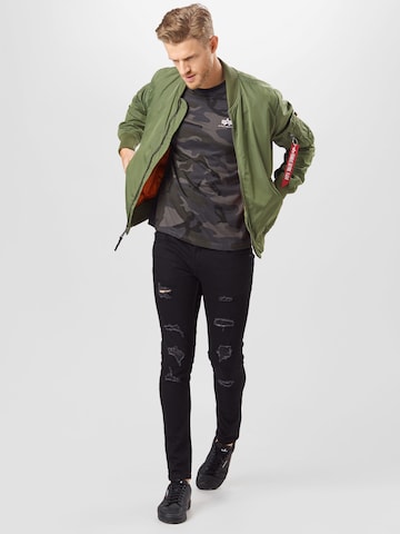 ALPHA INDUSTRIES Regular Fit Bluser & t-shirts i grå