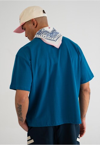 T-Shirt 'Bohemian' Prohibited en bleu