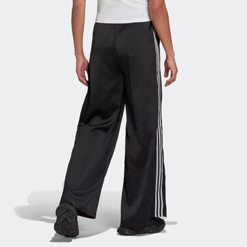 ADIDAS ORIGINALS Wide Leg Hose 'Adicolor' in Schwarz