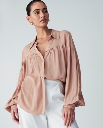 Chemisier 'Miki' St MRLO en beige : devant