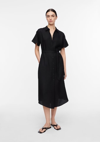COMMA Shirt Dress in Black: front