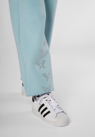 Felicious Loose fit Trousers in Blue