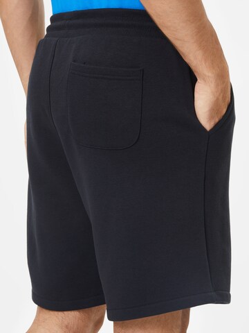 AÉROPOSTALE Regular Shorts in Schwarz