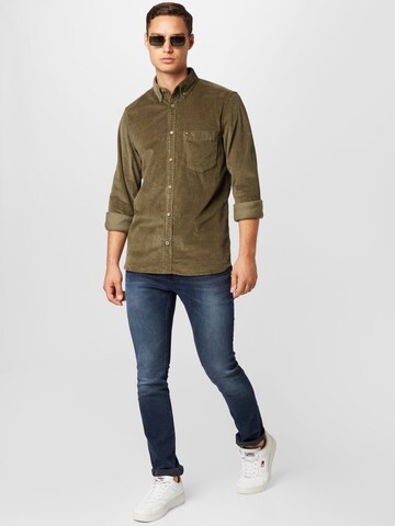 TOMMY HILFIGER Regular fit Button Up Shirt in Green