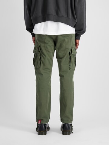 ALPHA INDUSTRIES Regular Cargohose in Grün