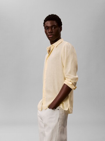 Calvin Klein Regular Fit Hemd in Gelb