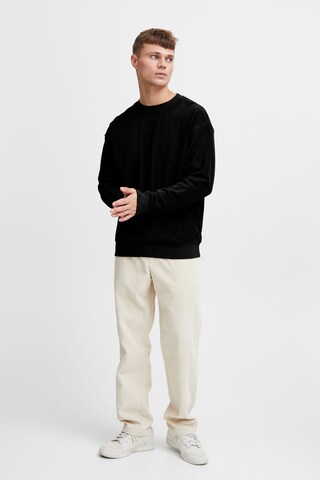 !Solid Pullover in Schwarz