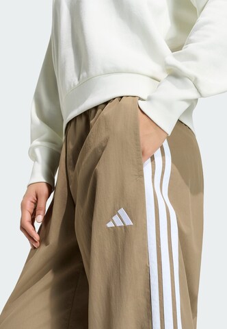 Wide Leg Pantalon de sport 'Iconic' ADIDAS SPORTSWEAR en vert