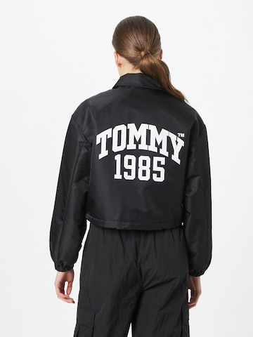 Tommy Jeans Overgangsjakke i sort