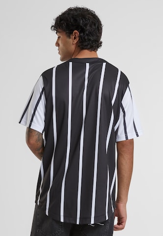 Karl Kani Regular Fit Skjorte 'KM241-040-2' i svart