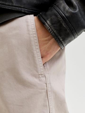Barrel Pantaloni chino di JACK & JONES in beige