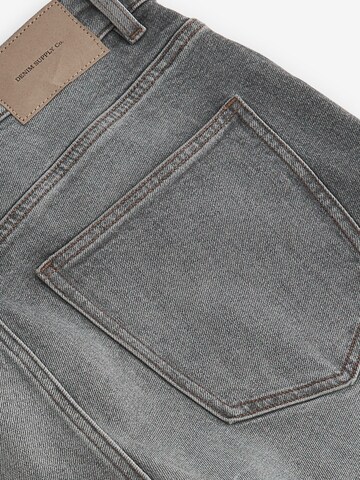Loosefit Jeans di Next in grigio