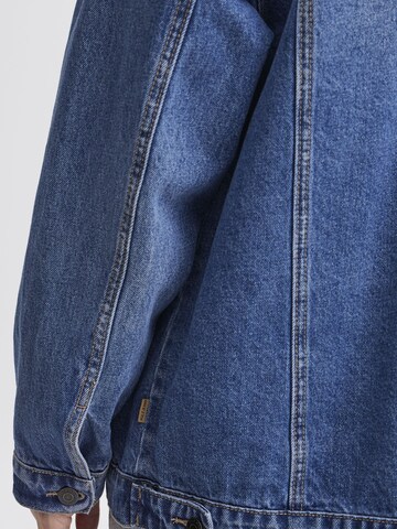 PULZ Jeans - Chaqueta de entretiempo ' PZALORA Denim Jacket ' en azul