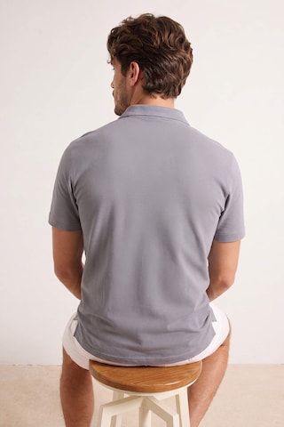 Trendyol - Camiseta en gris