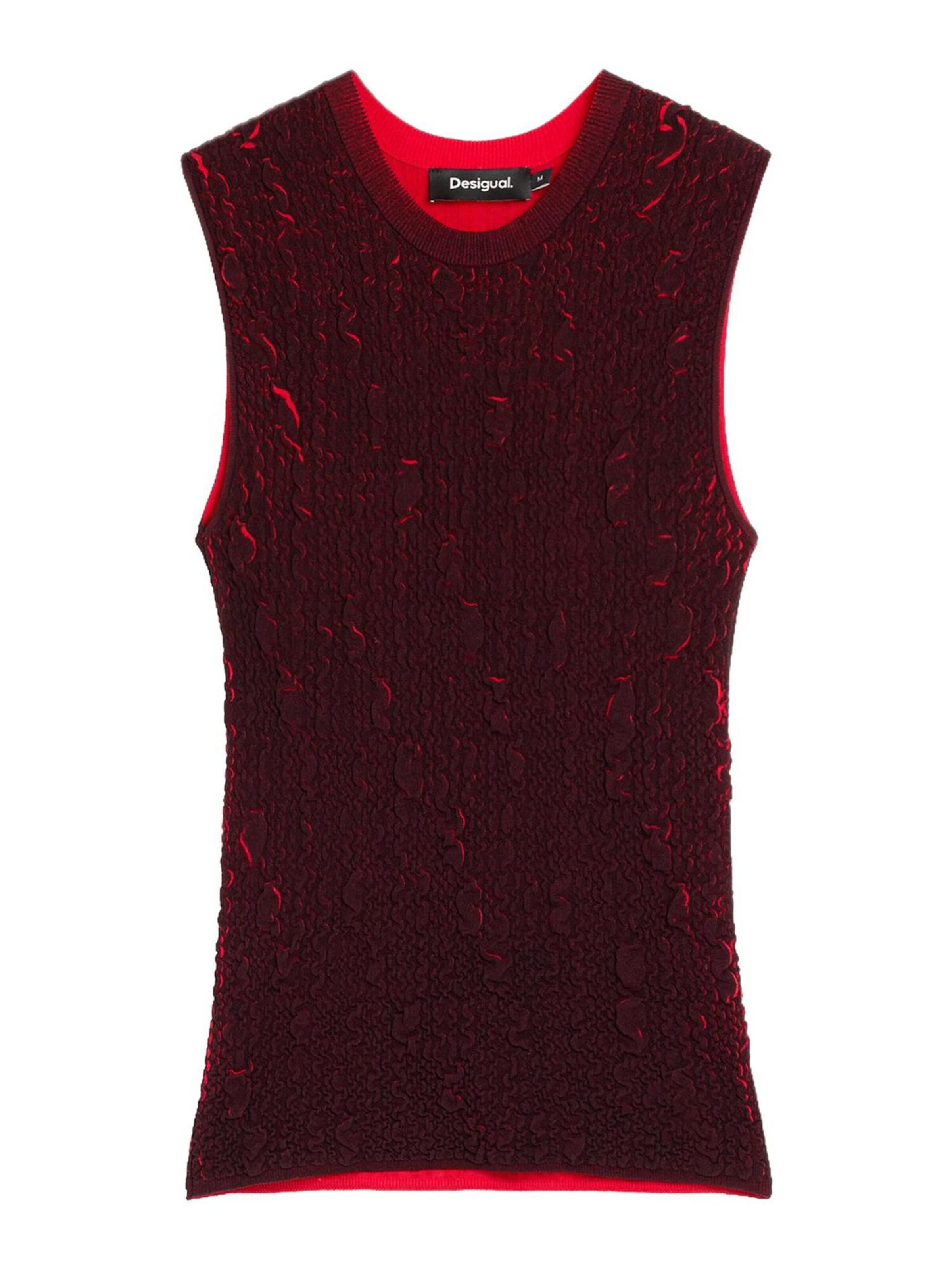 Tricou de la Desigual pe roșu: față