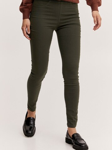 Skinny Pantaloni sportivi ' BYKeir ' di b.young in verde