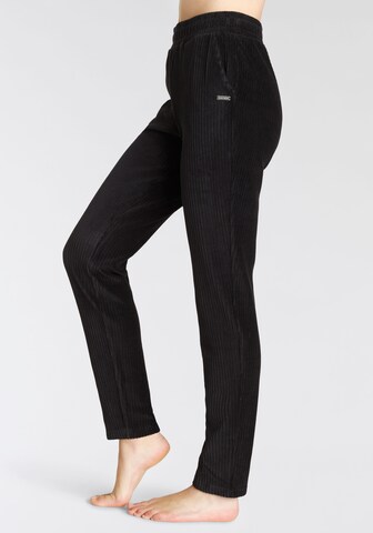 VIVANCE - Slimfit Pantalón en negro