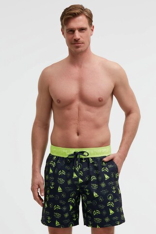CAMP DAVID Badehose mit All Over Print in Blau: Vorderseite
