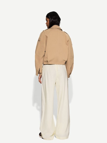 Bershka Bő szár Nadrág - sárga