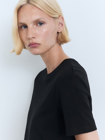 Tricou 'RITA' de la MANGO pe negru