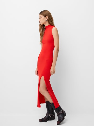 Abito di Bershka in rosso