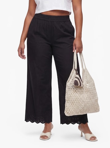 Largi Pantaloni 'CARPAULA' de la ONLY Carmakoma pe negru: față
