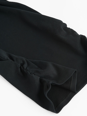 Cool Club - Vestido em preto