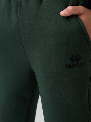 Tommy Life Trainingsanzug 'TOMMY Kinder Active Set'‌‌‌ in Grün