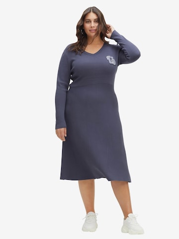 SHEEGO Kleid in Blau