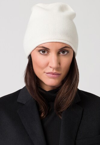 Style Republic Beanie in White