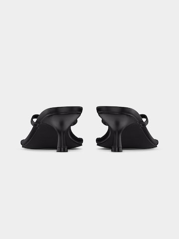 Madden Girl Teenslipper 'Charlenne' in Zwart