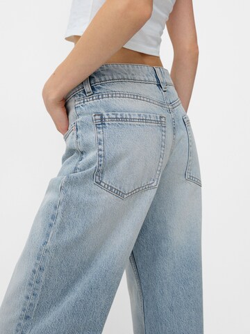 Loosefit Jeans di Bershka in blu