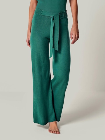 YOU LOOK PERFECT Loosefit Broek 'BAILEY' in Groen: voorkant