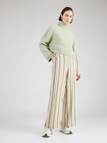 VILA Loose fit Pants 'RASHA' in Green