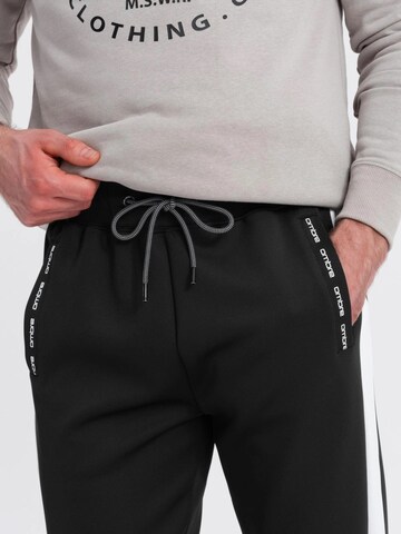 Ombre Regular Sports trousers in Black