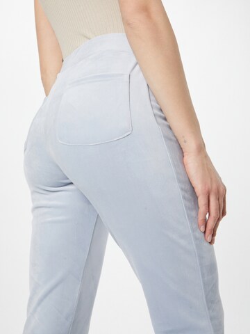 Gina Tricot Flared Broek 'Melinda' in Blauw