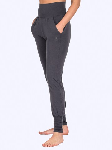 Magadi Regular Workout Pants 'Paula' in Grey