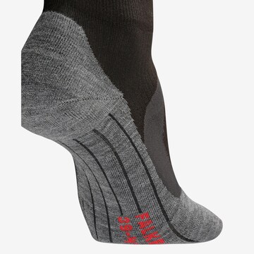 FALKE Sportovní ponožky – černá