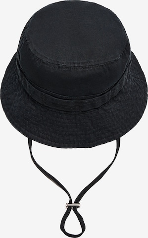 Bershka Hattu värissä musta: etupuoli