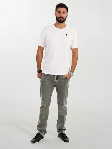 U.S. POLO ASSN. Shirt in White: front