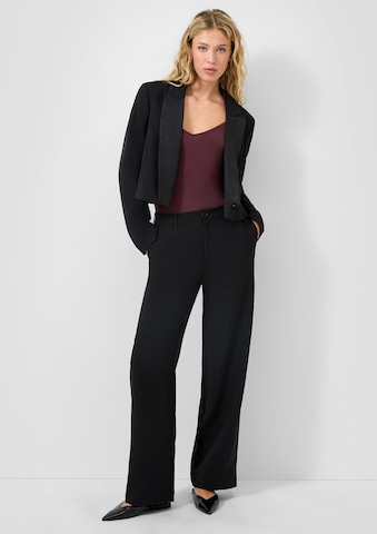 QS Regularen Hlače | črna barva