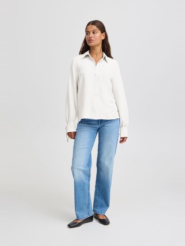 ICHI Blouse ' NAIMA ' in Wit