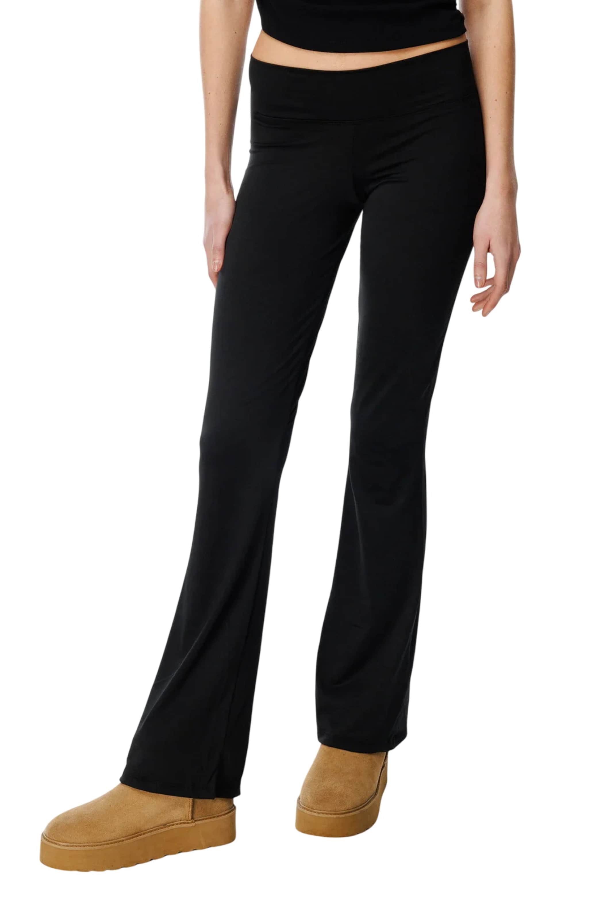 Alexa Dash Regular Hose in Schwarz: Vorderseite