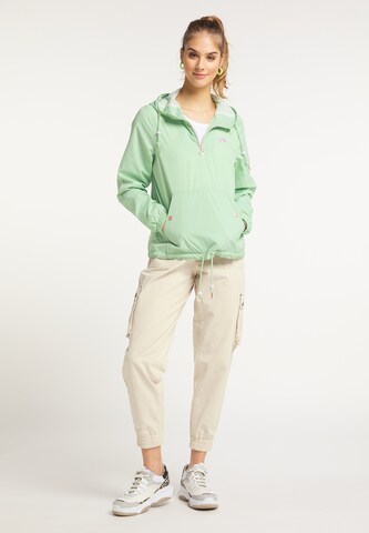 MYMO Between-Season Jacket in Green