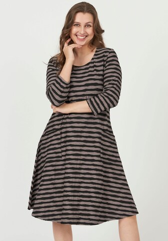 Pont Neuf Dress in Grey: front