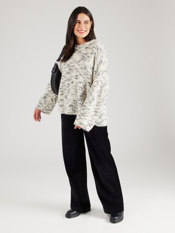 QS - Pierna ancha Pantalón en negro