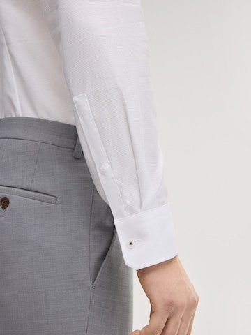 Coupe slim Chemise business 'Pierce' JOOP! en blanc