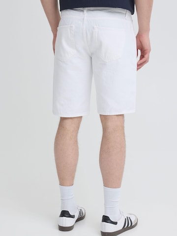 Regular Jean 'BHTwister' BLEND en blanc