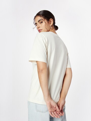 Lee T-Shirt in Beige