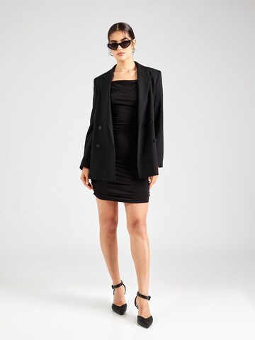 Robe ONLY en noir